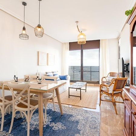 Fee4Me: First Line Luxury Apartment 阿雷西费 外观 照片