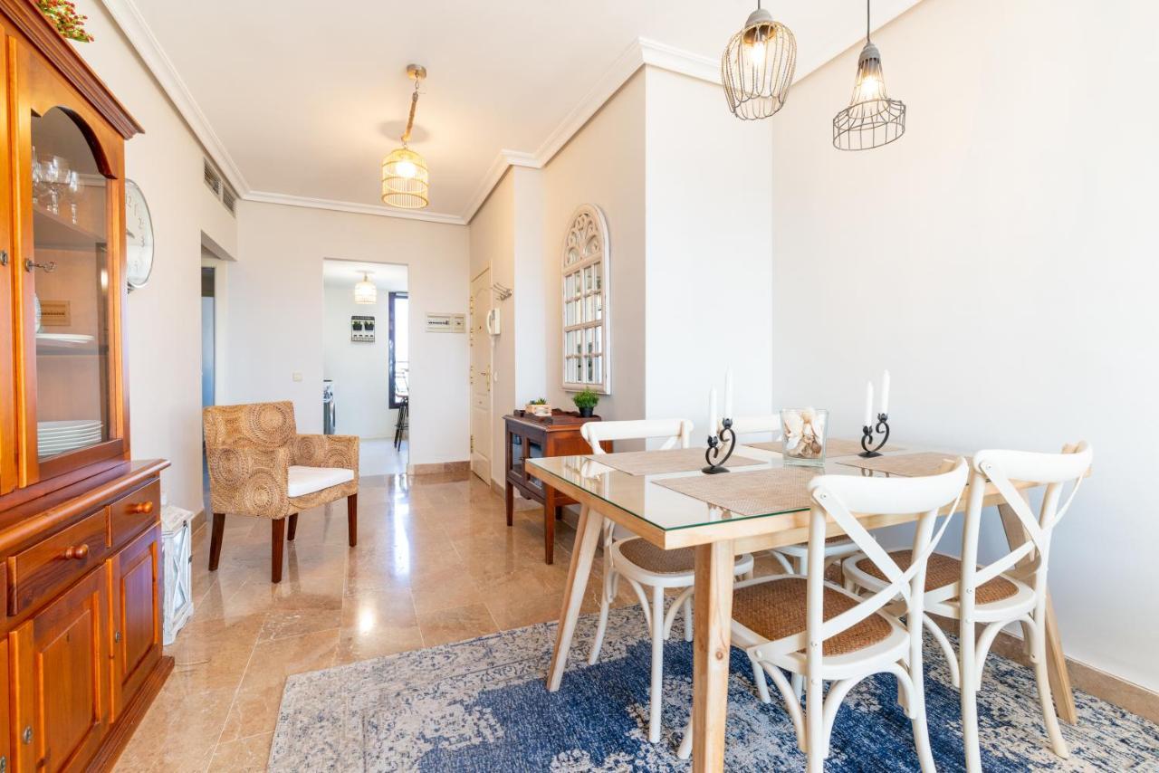 Fee4Me: First Line Luxury Apartment 阿雷西费 外观 照片