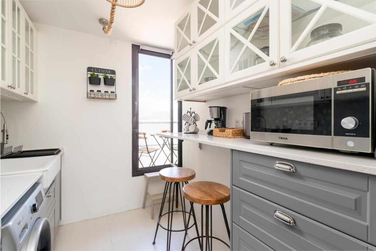 Fee4Me: First Line Luxury Apartment 阿雷西费 外观 照片